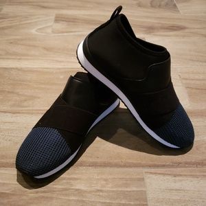 Fabletics Demi Lovato Sneakers Tennis Athletic 9